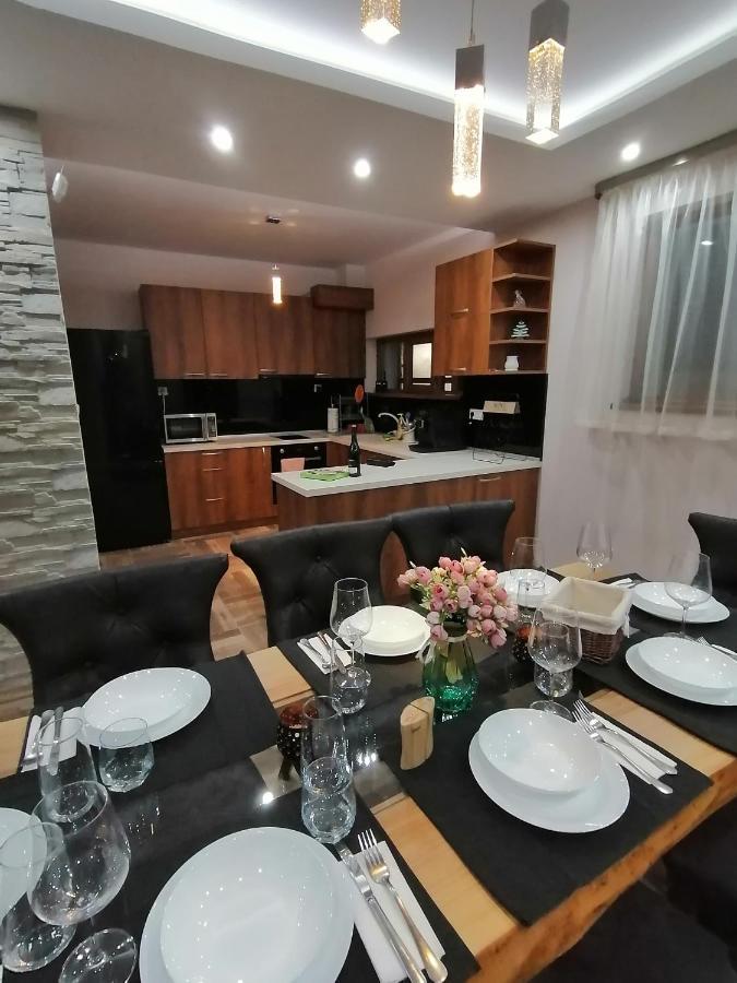 רזלוג Къща За Гости Радост Guest House Radost מראה חיצוני תמונה
