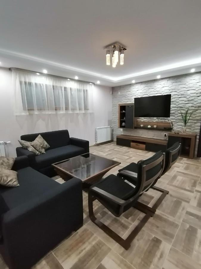 רזלוג Къща За Гости Радост Guest House Radost מראה חיצוני תמונה